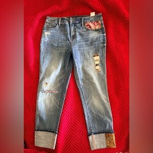 Chico’s Stylish Blue Distressed Women Jeans slim ankle Size 1R (size 8) EUC